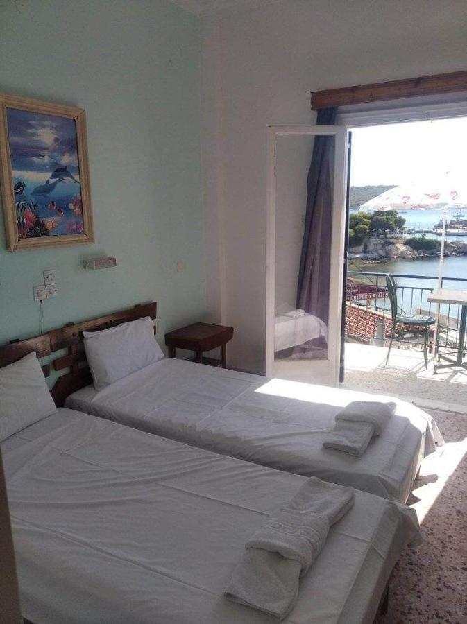 Ammoudia Rooms Agia Marina  Exteriér fotografie