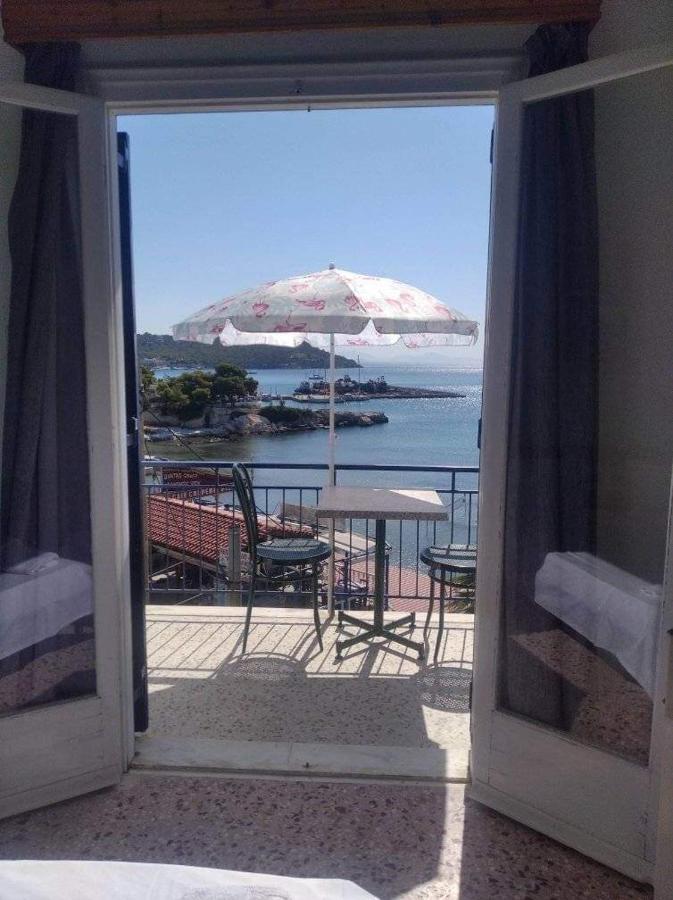 Ammoudia Rooms Agia Marina  Exteriér fotografie